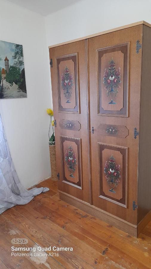 Appartement Atelier Spojovaci à Český Krumlov Extérieur photo